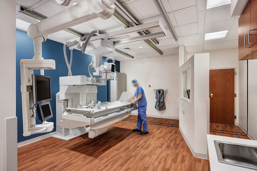 NM Feinberg Fluoro Wing and Galter E-Cam