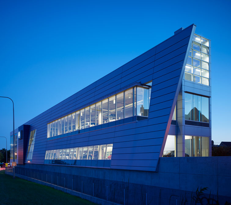 Fletcher Jones Audi North Avenue Chicago