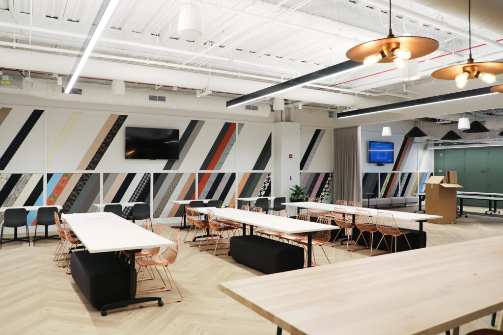 Skender Completes Office Headquarters for ShopRunner in Chicago