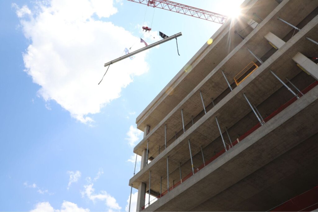 Construction Tops Out at 919 W Fulton, a 409,000-Square-Foot Mixed-Use Office Building in Fulton Market